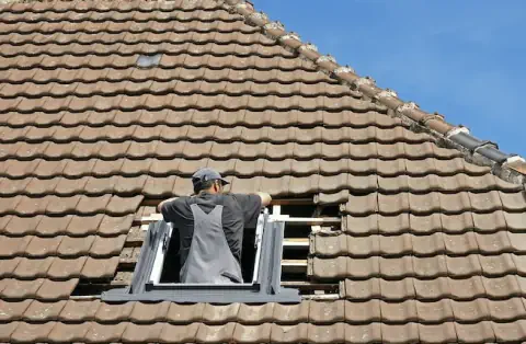 Pose de velux - Genouillé